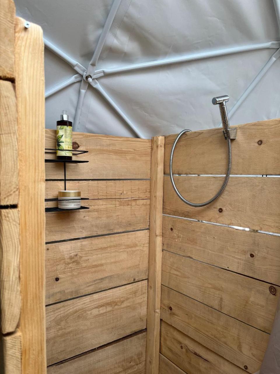 Hotel Glamping Rose Radovici Esterno foto