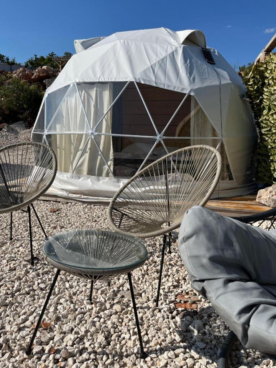 Hotel Glamping Rose Radovici Esterno foto