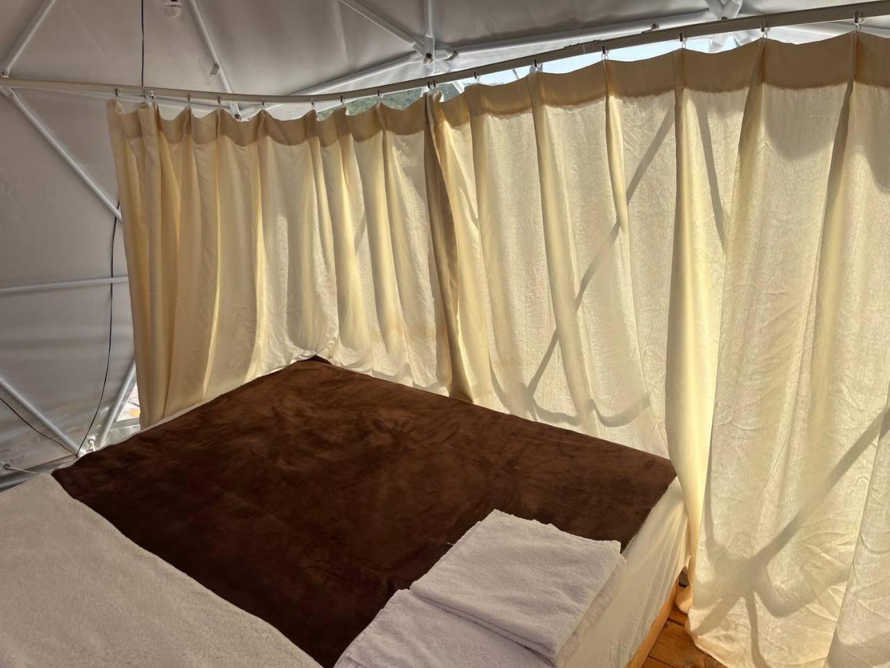 Hotel Glamping Rose Radovici Esterno foto