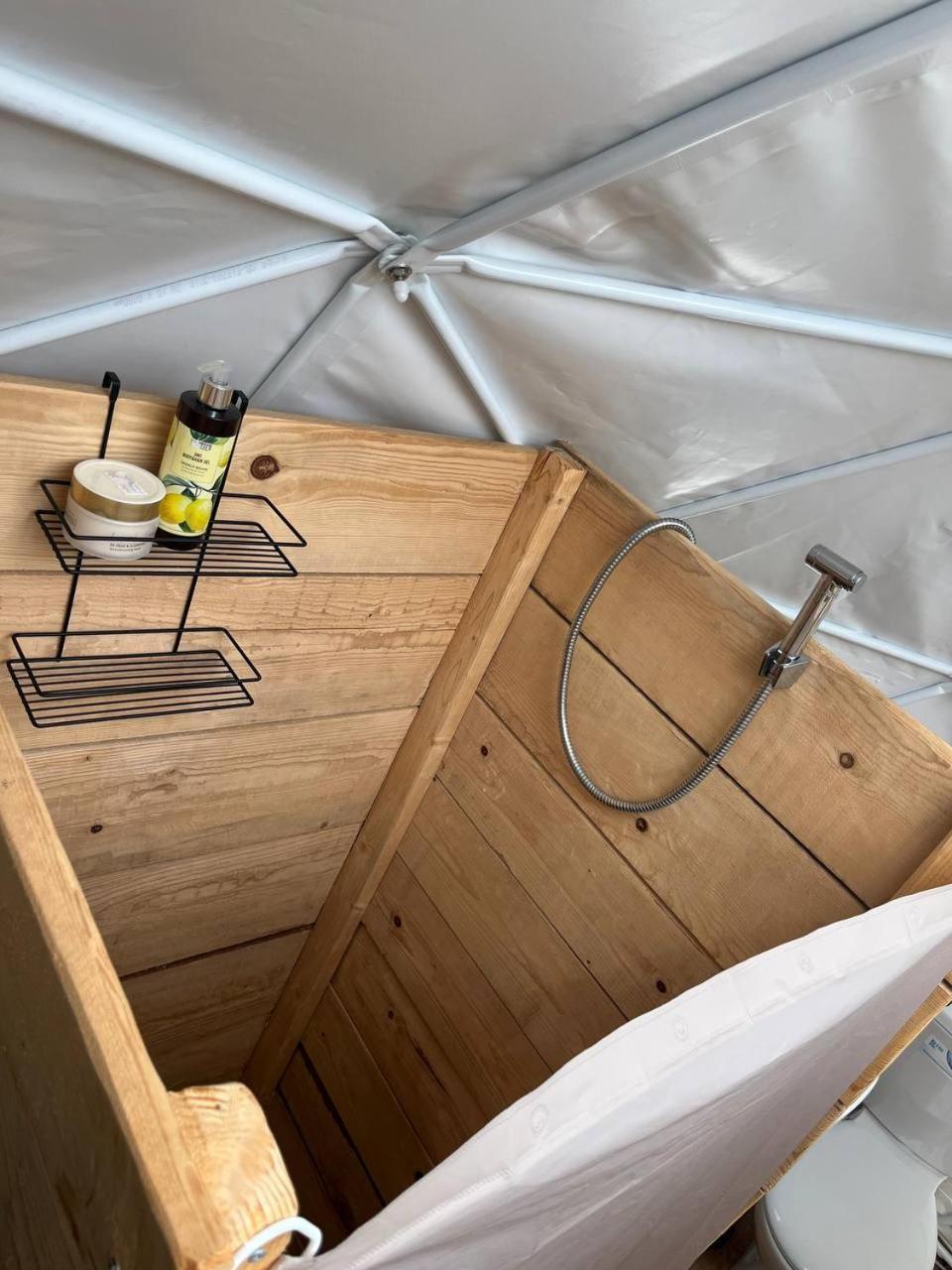Hotel Glamping Rose Radovici Esterno foto